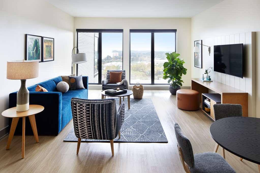 Sentral West Midtown At Star Metals Hotel Atlanta Room photo